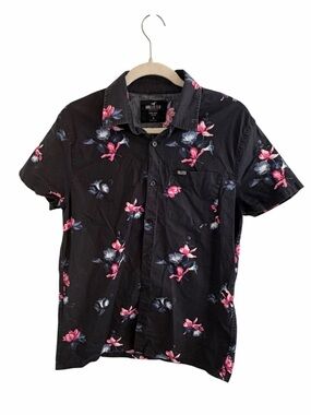 Hollister Men’s Black Floral Short-Sleeve Button-Up Shirt Epic Flex Strech